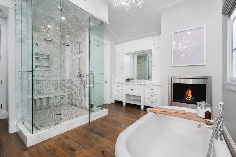Expansive Master Bath Layout